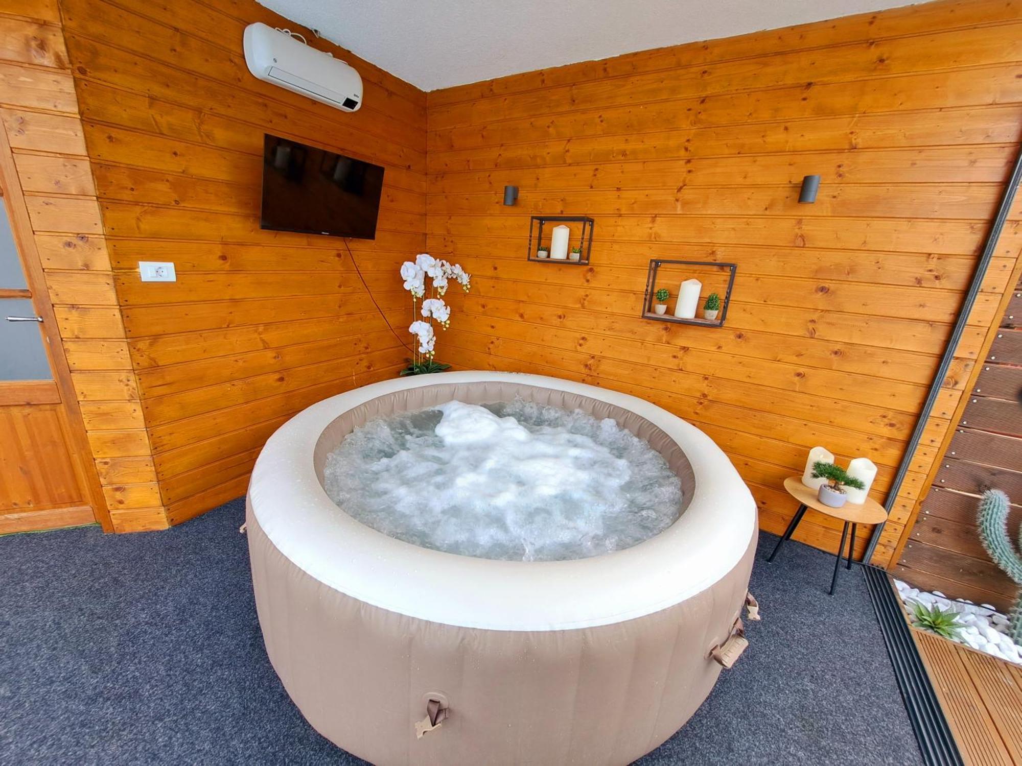 "Oasis Of Peace Zagreb-Apartments" Ngoại thất bức ảnh